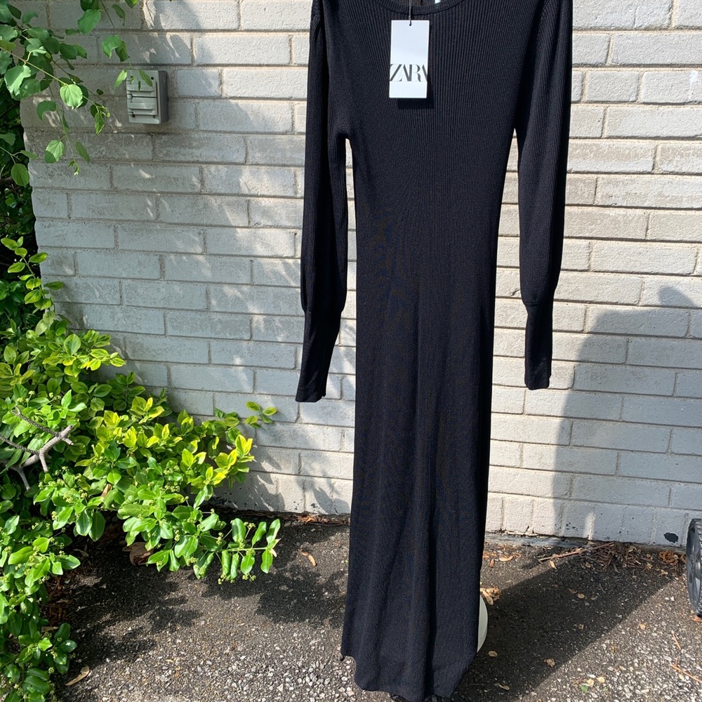 Black Knit Midi Zara Dress w/ Cuffed Sleeve
